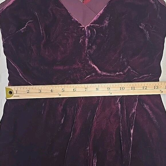 Adelyn Rae Velvet Sheath Dress Sz S Burgundy Whimsigoth Vampire Dark Romantic - Picture 5 of 9